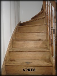 Décaper un escalier en bois